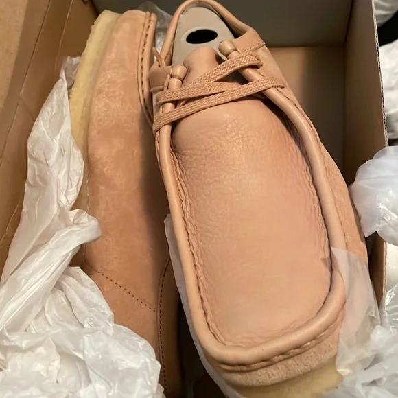 Mens light tan Clark’s Wallabee size 43 Clarks Mens Wallabee Day Pack Shoes – Extra Butter main image 4